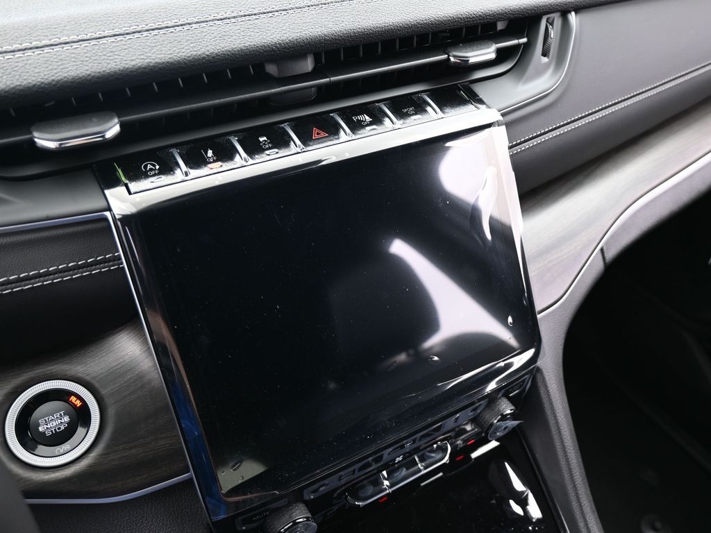 New 2025 Silver Zynith Jeep Limited image 22