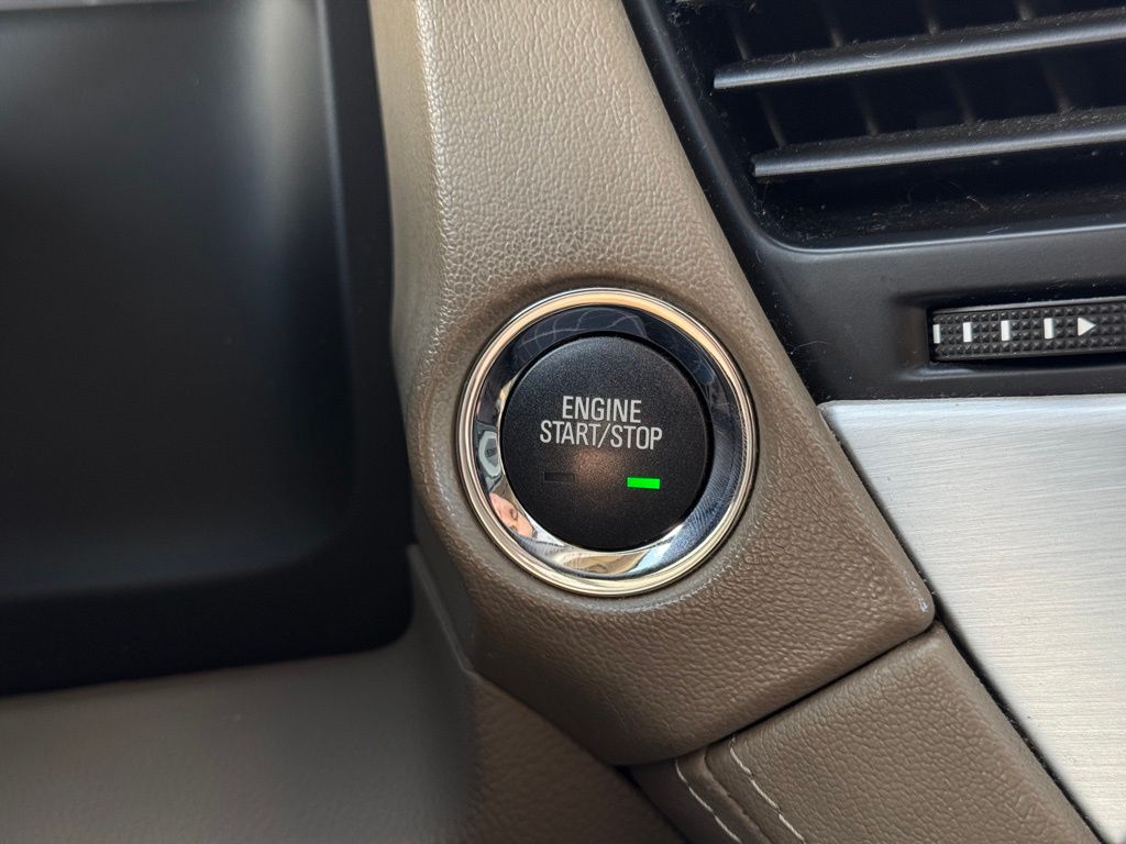 2019 GMC Yukon SLT photo