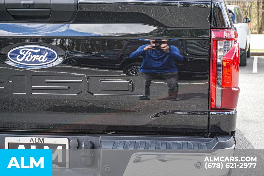 2025 Ford F-150 XLT - Photo 13