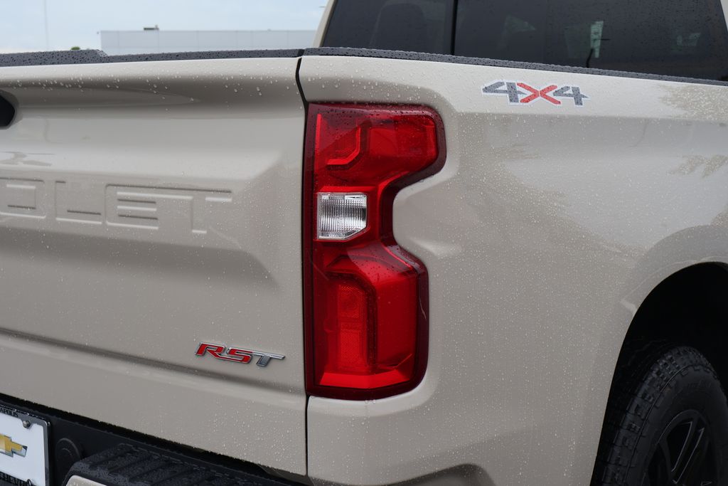 Thumbnail: 2026 Chevrolet Silverado 1500 - 7