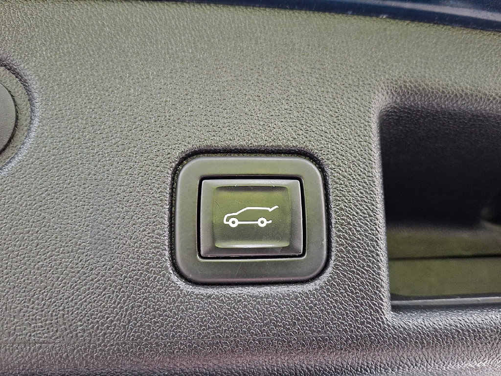 2020 Chevrolet Equinox Premier Blue at Audi Porsche Sewickley