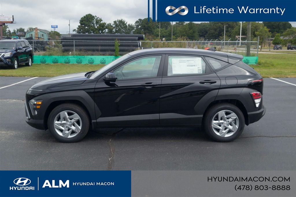 New 2026 Black HYUNDAI SE image 12