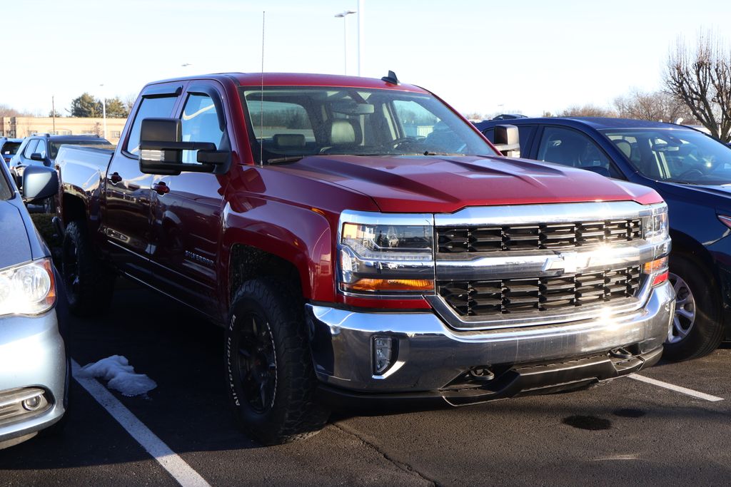 2018 Chevrolet Silverado 1500 LT 3