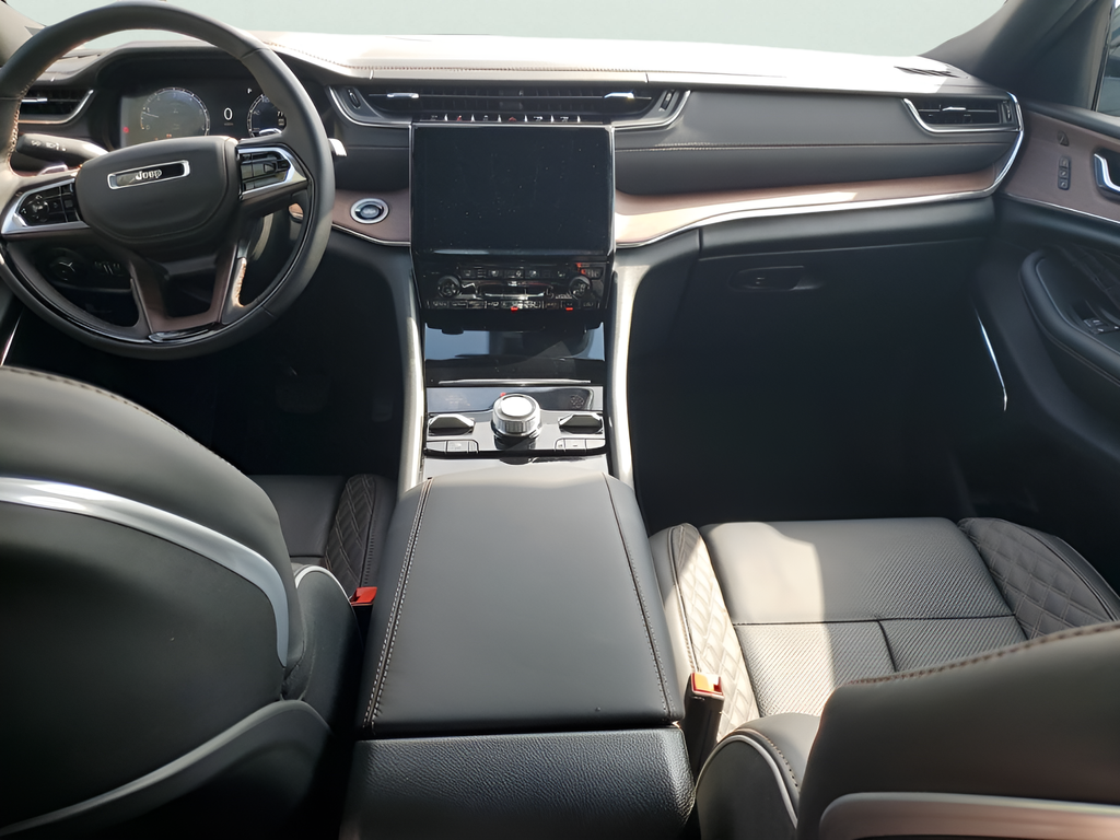 New Car 2025 Jeep Grand Cherokee L  Summit For Sale Under $70,000 In Austin, Texas