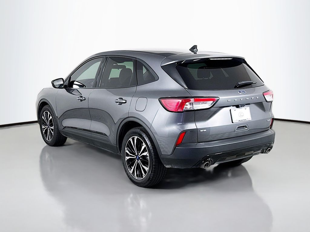 Thumbnail: 2021 Ford Escape - 7