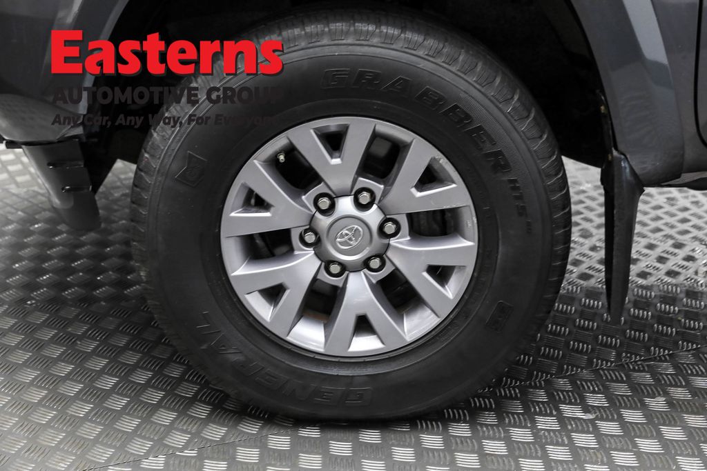 Used 2017 Gray Toyota SR5 image 30