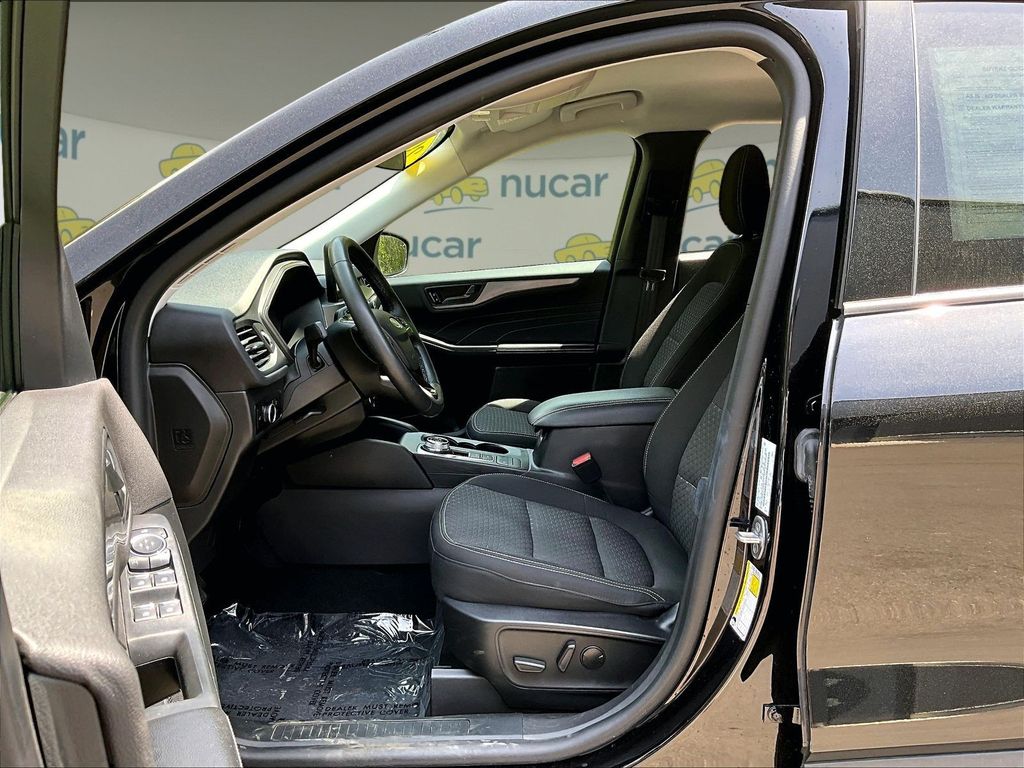 2023 Ford Escape — photo 12