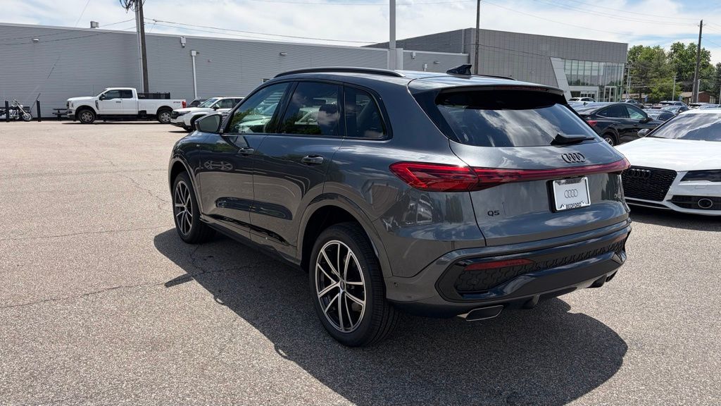 Thumbnail: 2026 Audi Q5 - 4