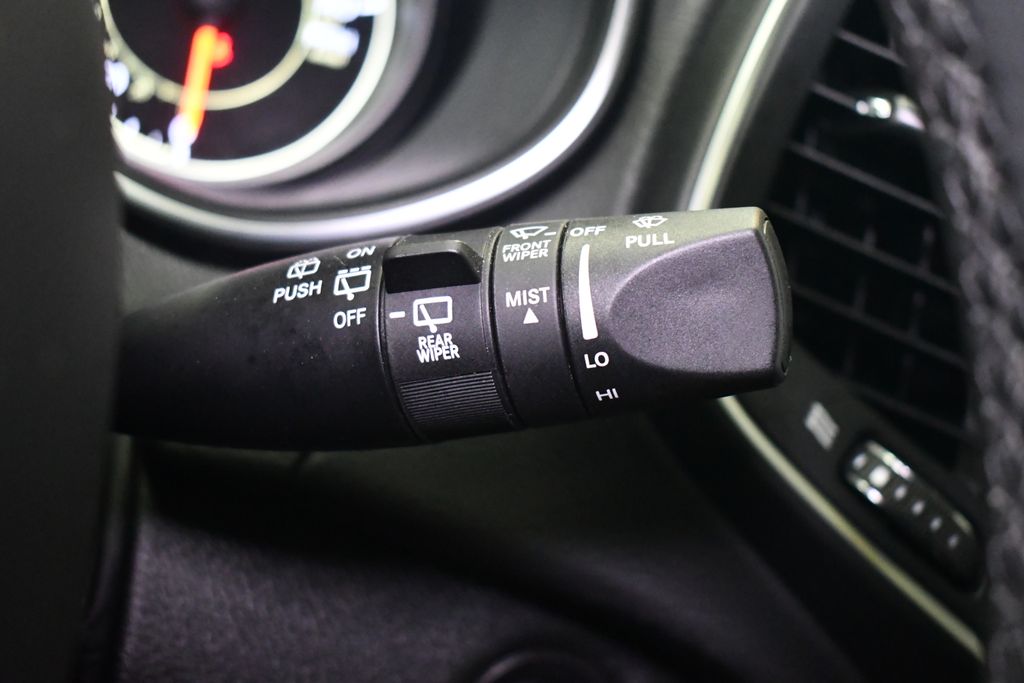 Thumbnail: 2023 Jeep Cherokee - 22