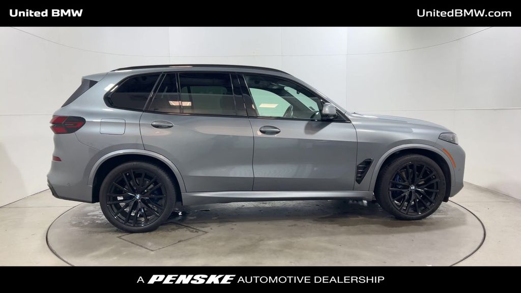 Thumbnail: 2024 BMW X5 - 9