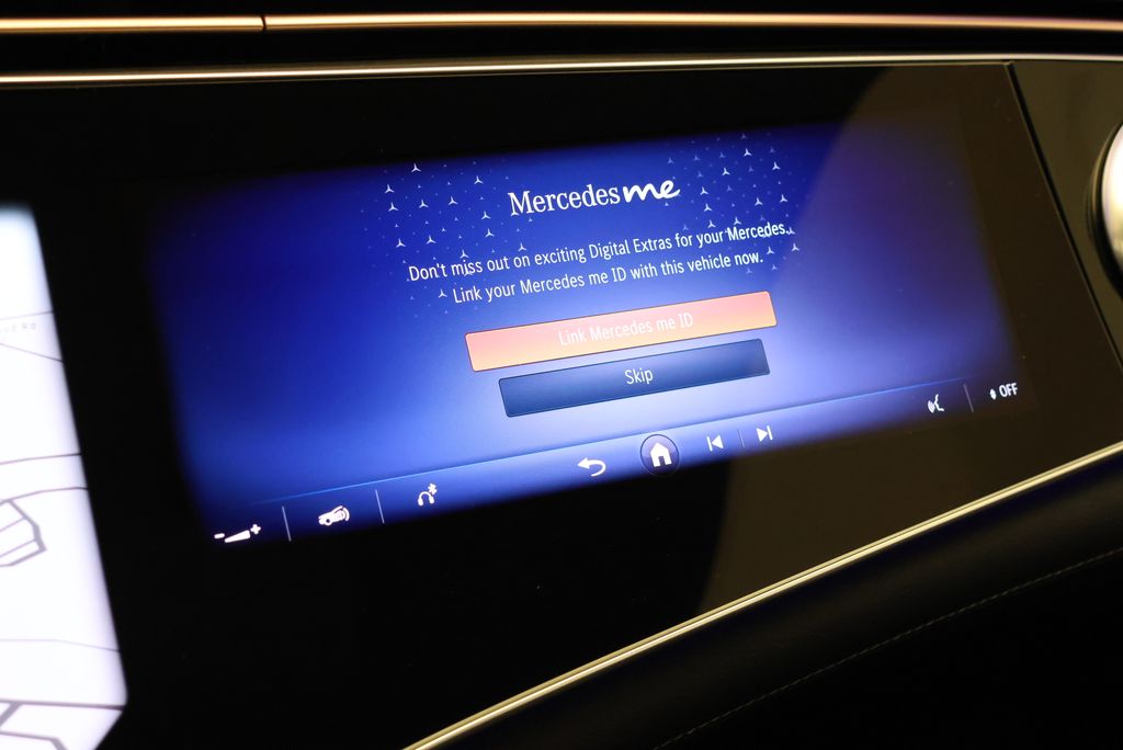 Thumbnail: 2026 Mercedes-Benz EQS - 26