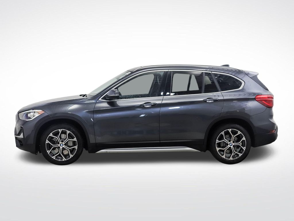 Thumbnail: 2021 BMW X1 - 2