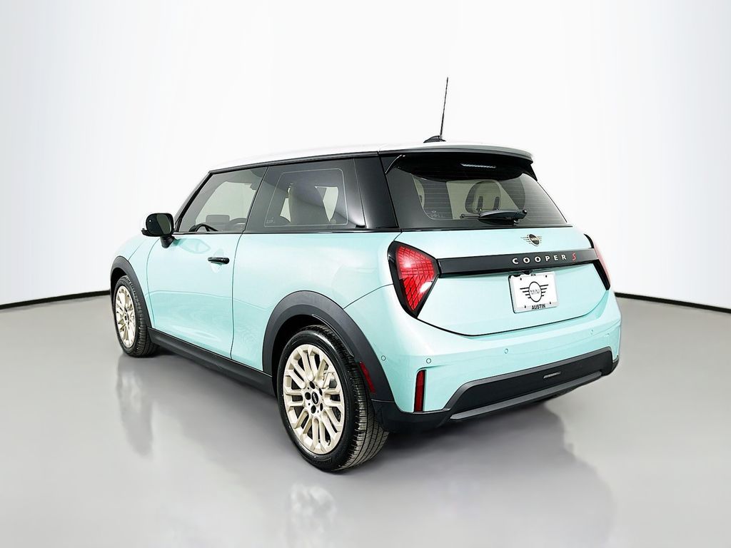 2025 MINI Cooper S 7