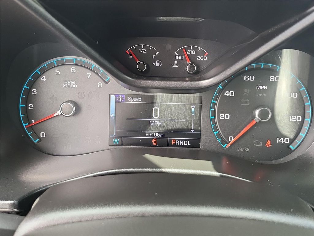 View vehicle photo 3