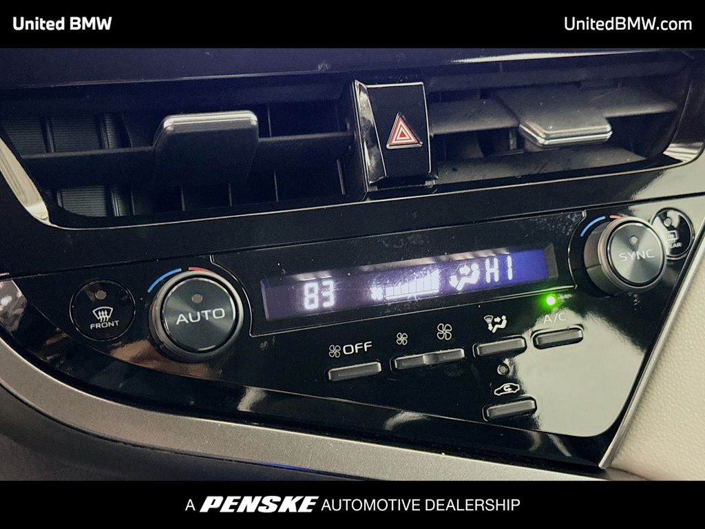 Thumbnail: 2023 Toyota Camry - 10