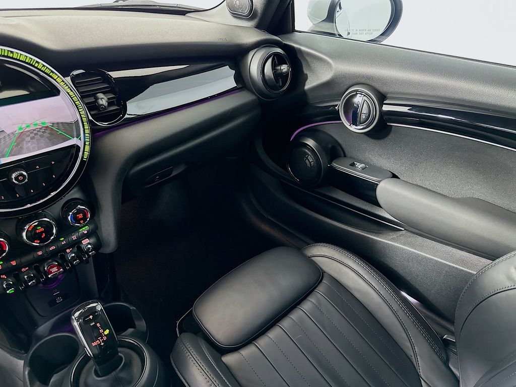 Thumbnail: 2023 MINI Cooper - 23