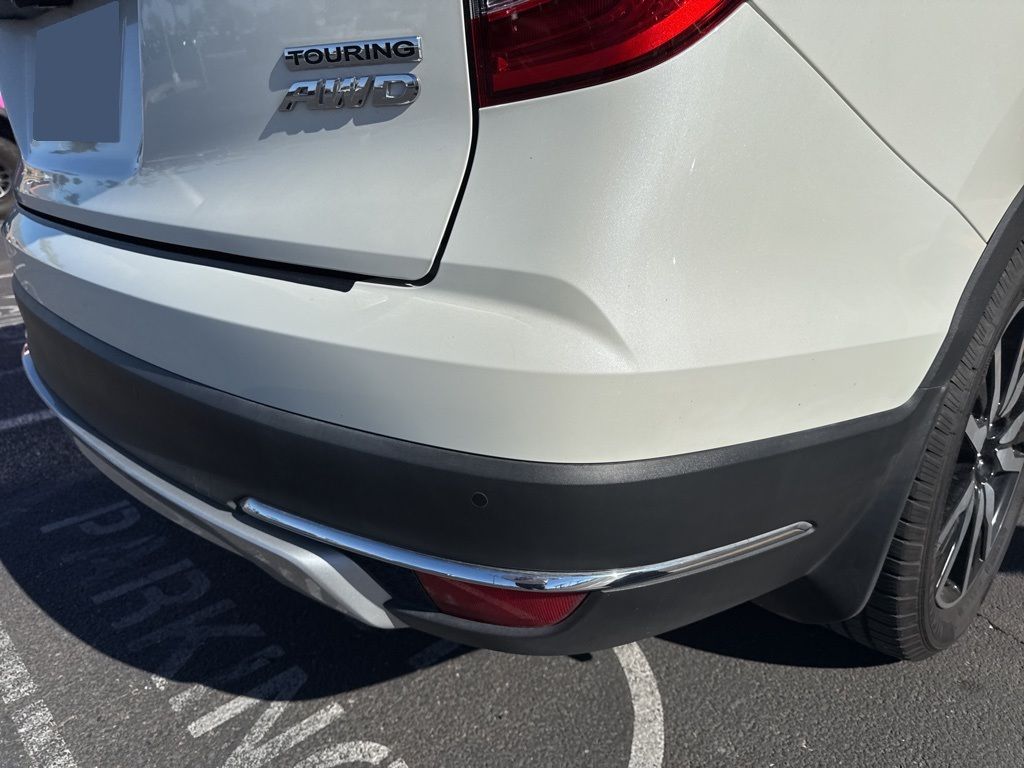 Thumbnail: 2019 Honda Pilot - 11