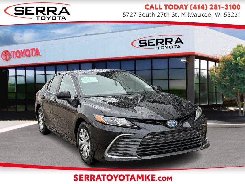 2022 Toyota Camry Hybrid LE FWD