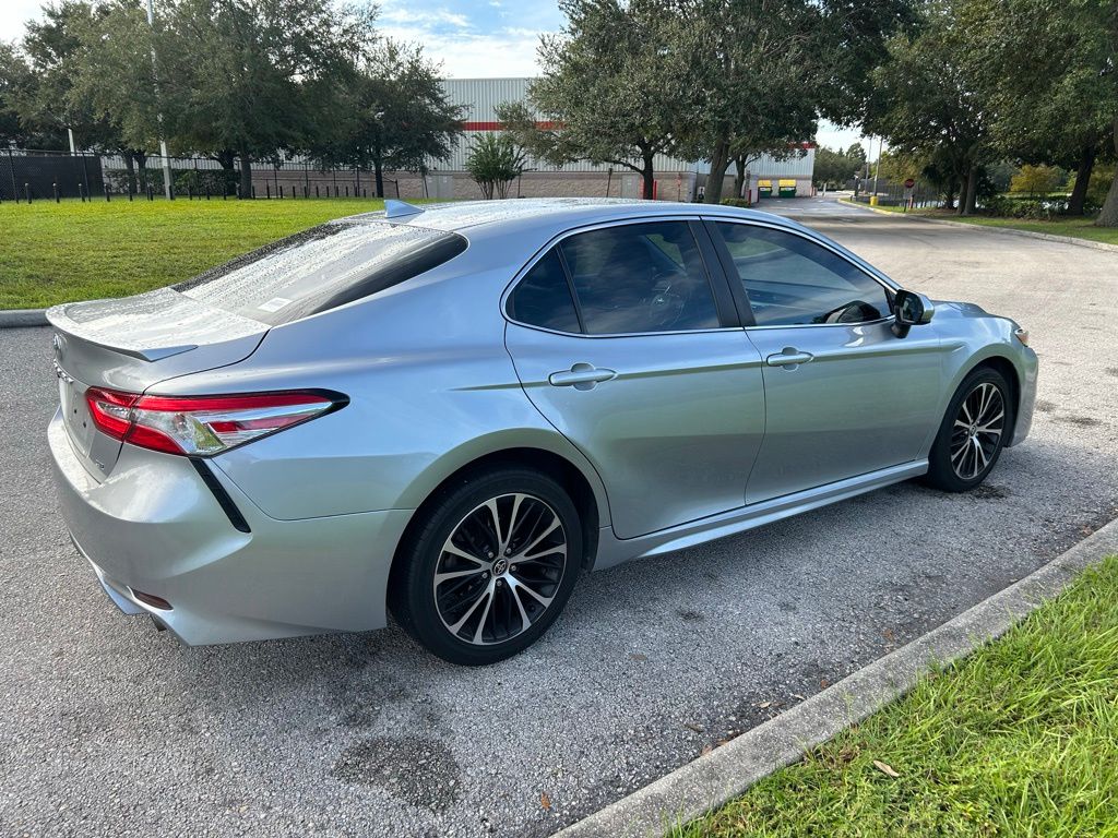 Thumbnail: 2020 Toyota Camry - 5