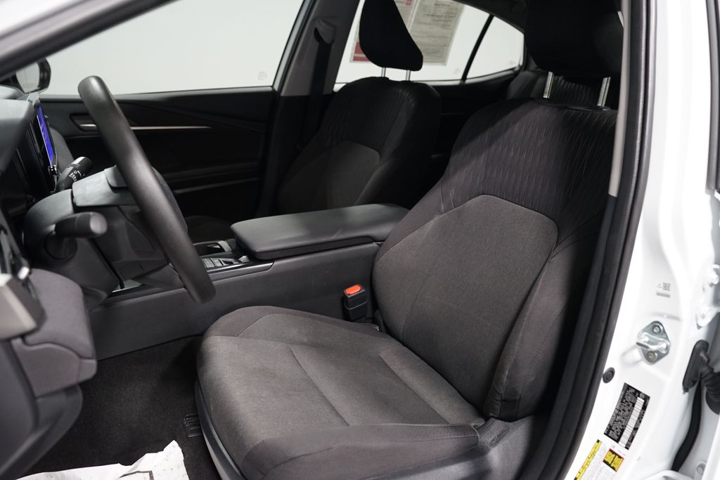 Thumbnail: 2025 Toyota Camry - 27