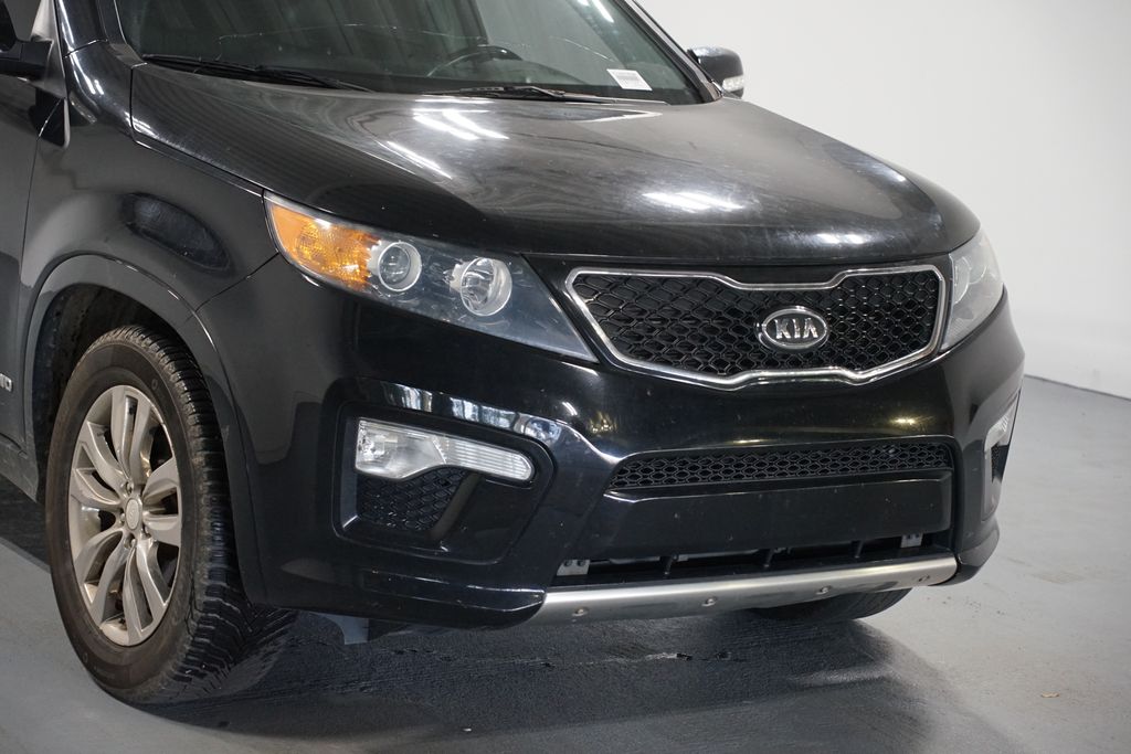 Thumbnail: 2013 Kia Sorento - 4