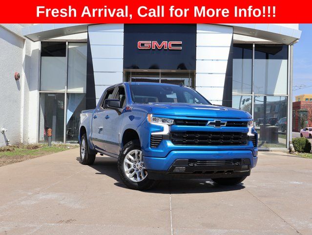 2022 Chevrolet Silverado 1500 RST Crew Cab 4WD