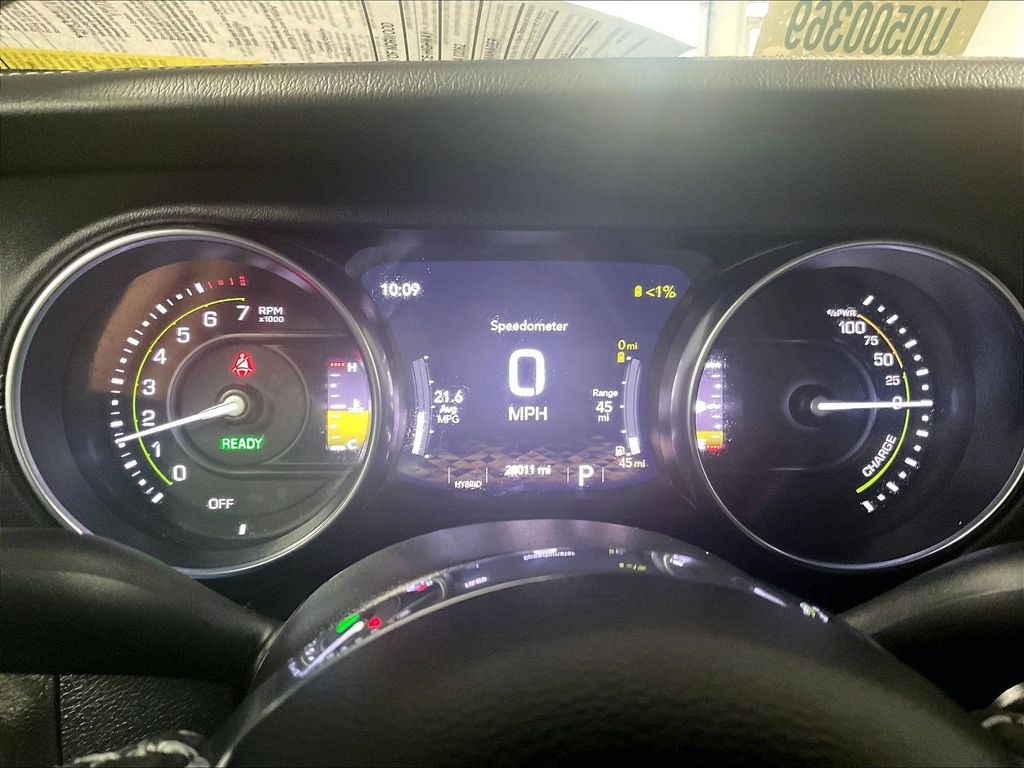 2023 Jeep Wrangler — photo 24