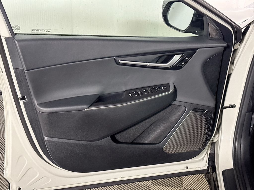 2022 Kia EV6 Wind
