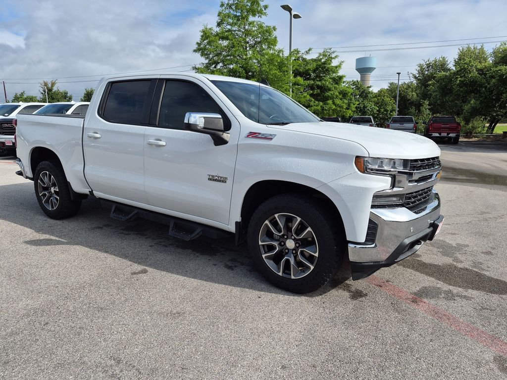 Summit White 2019 Chevrolet Silverado 1500 LT Crew Cab 4WD Pickup Truck Four-Wheel Drive 8-Speed Automatic