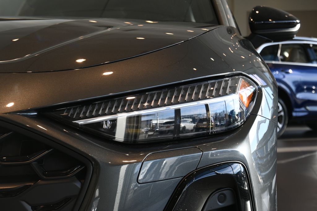 Thumbnail: 2025 Audi S5 - 8