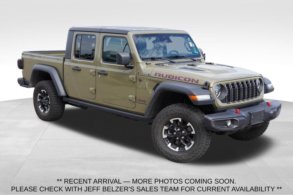 41 2026 Jeep Gladiator Pickup Truck Four-Wheel Drive 8-Speed Automatic