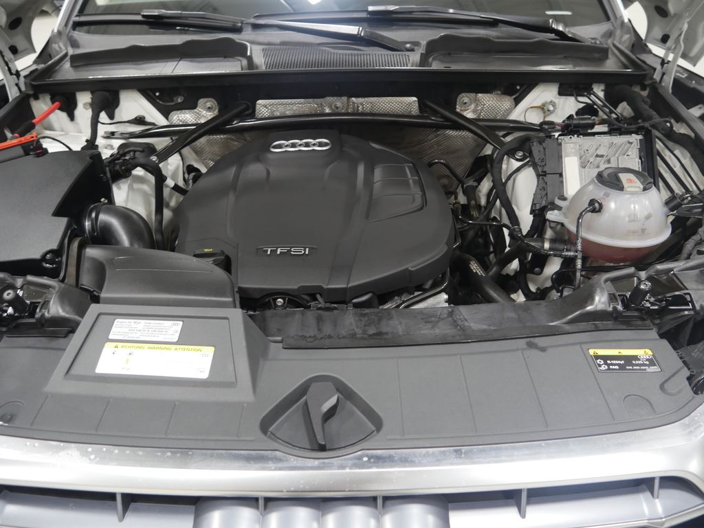 Thumbnail: 2020 Audi Q5 - 11