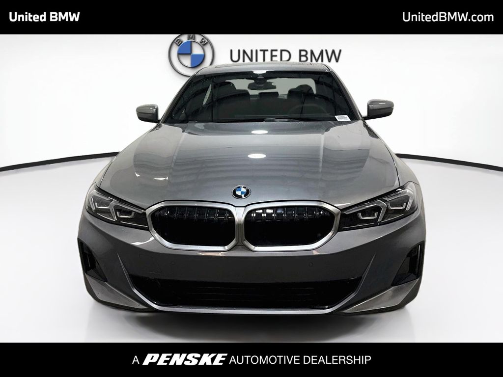 Thumbnail: 2026 BMW 3 Series - 2