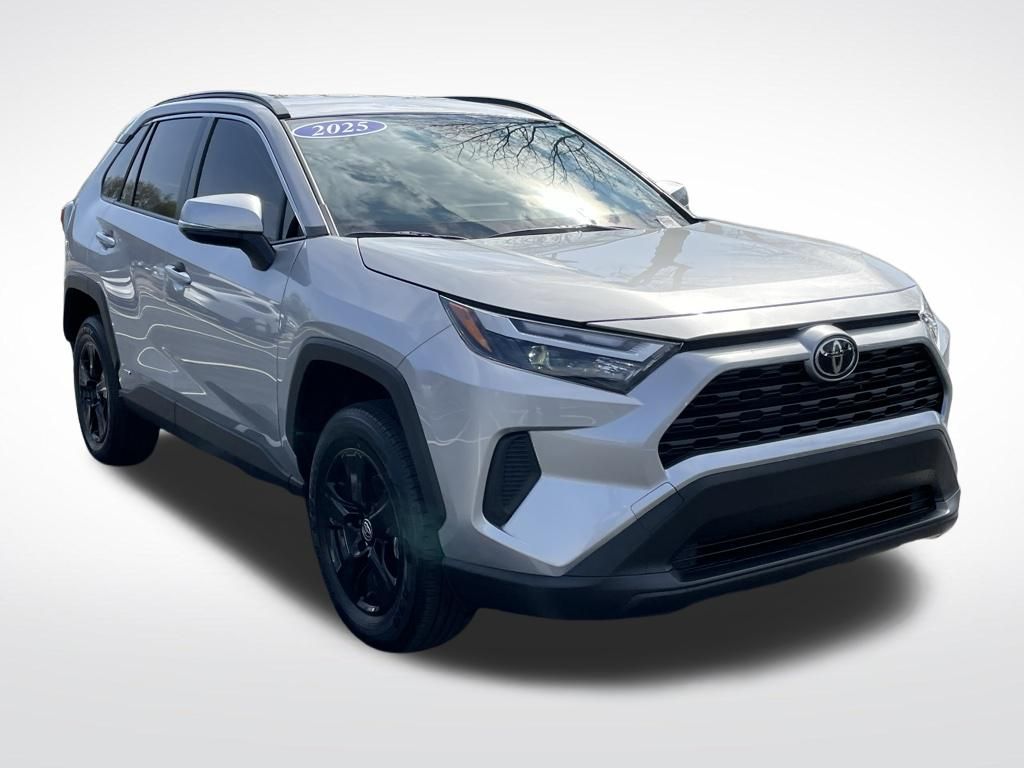 Thumbnail: 2025 Toyota RAV4 - 8