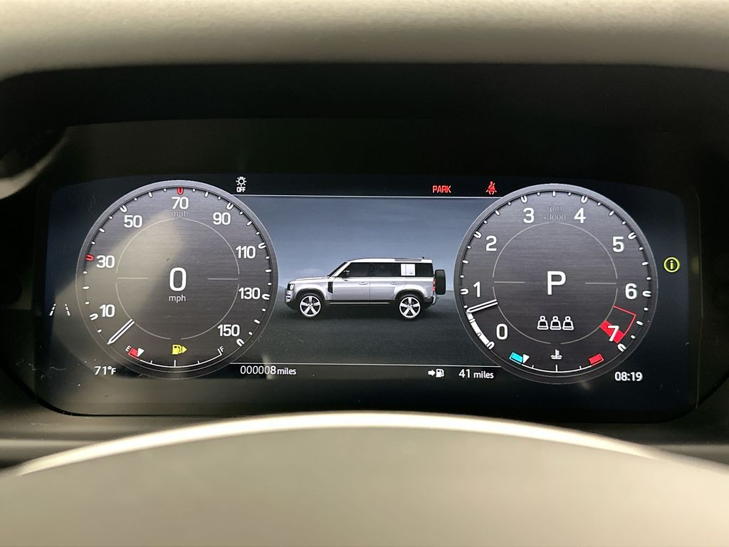 2025 Land Rover Defender 110 15