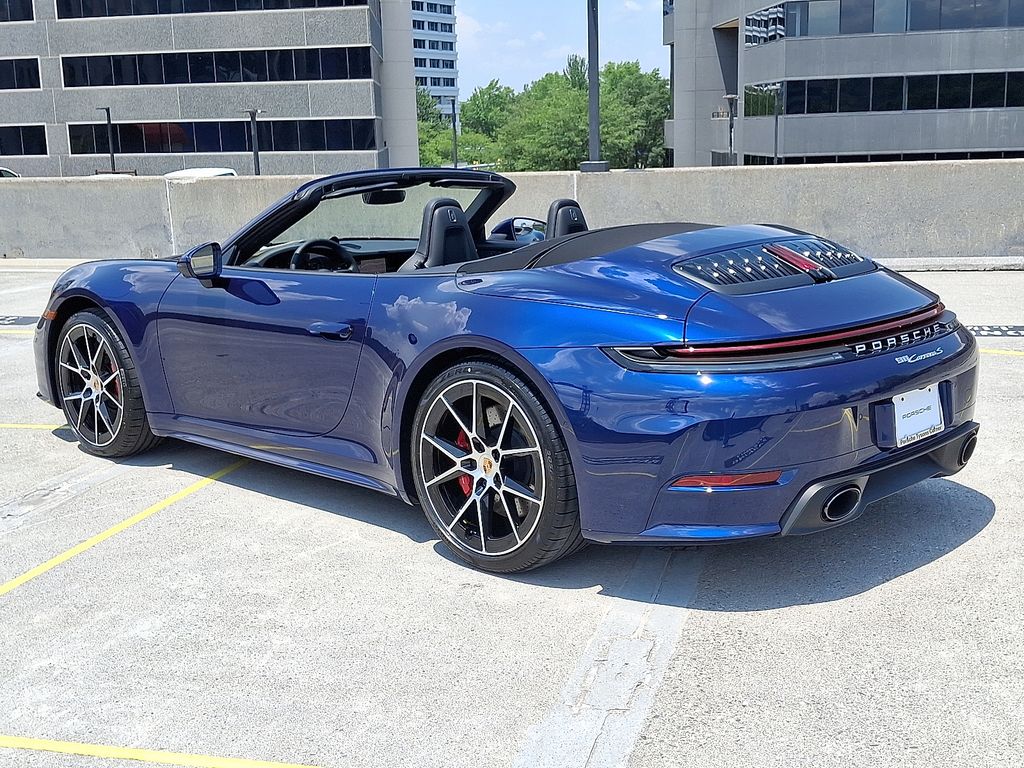 Thumbnail: 2025 Porsche 911 - 10