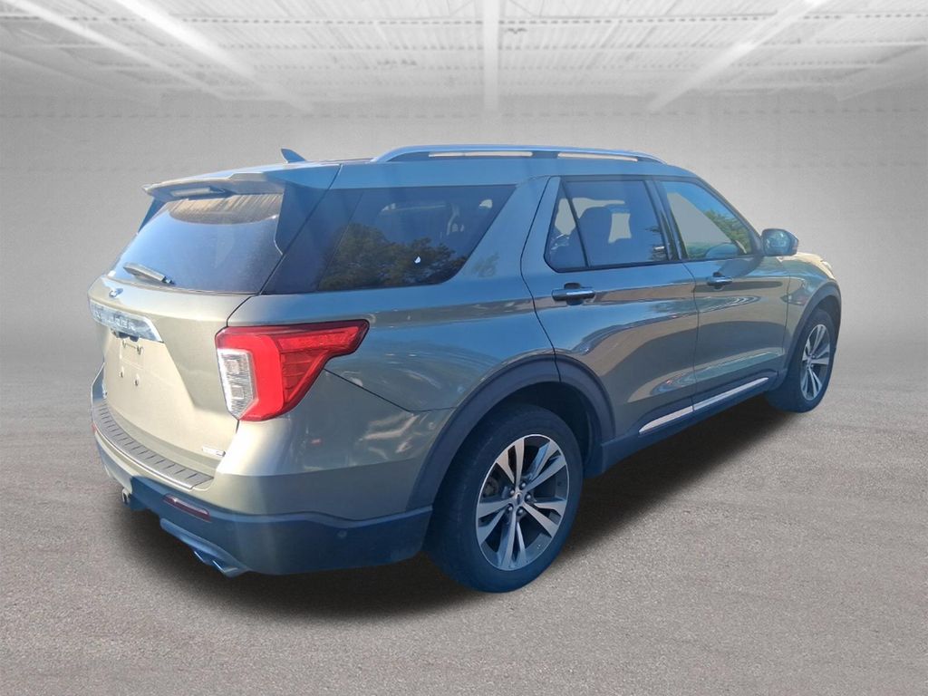 Used 2020 Green Ford Platinum image 5