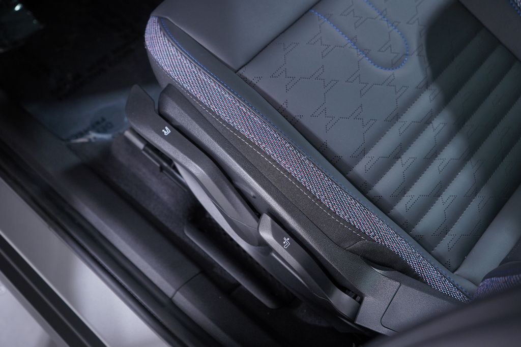 Thumbnail: 2026 MINI Cooper Countryman - 17