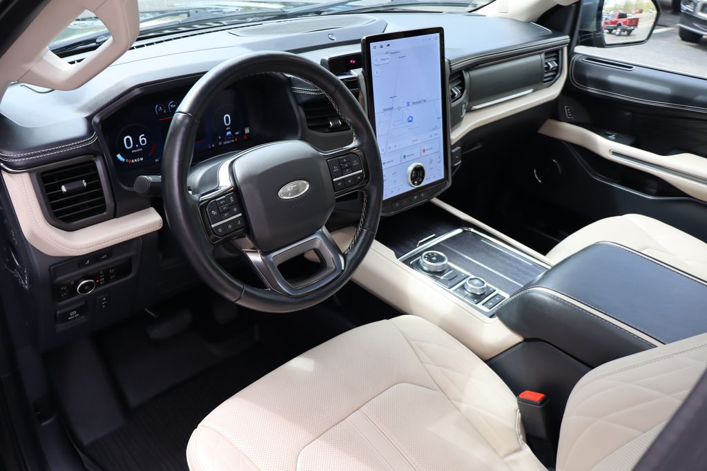used 2023 Ford Expedition car, priced at $55,900