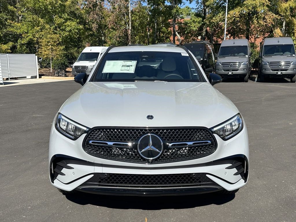 2025 Mercedes-Benz GLC GLC 300 3