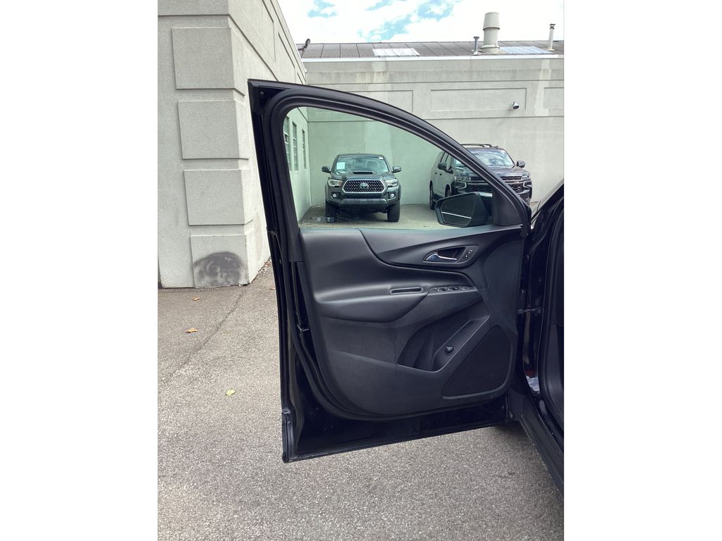 Used 2020 Chevrolet Equinox SUV