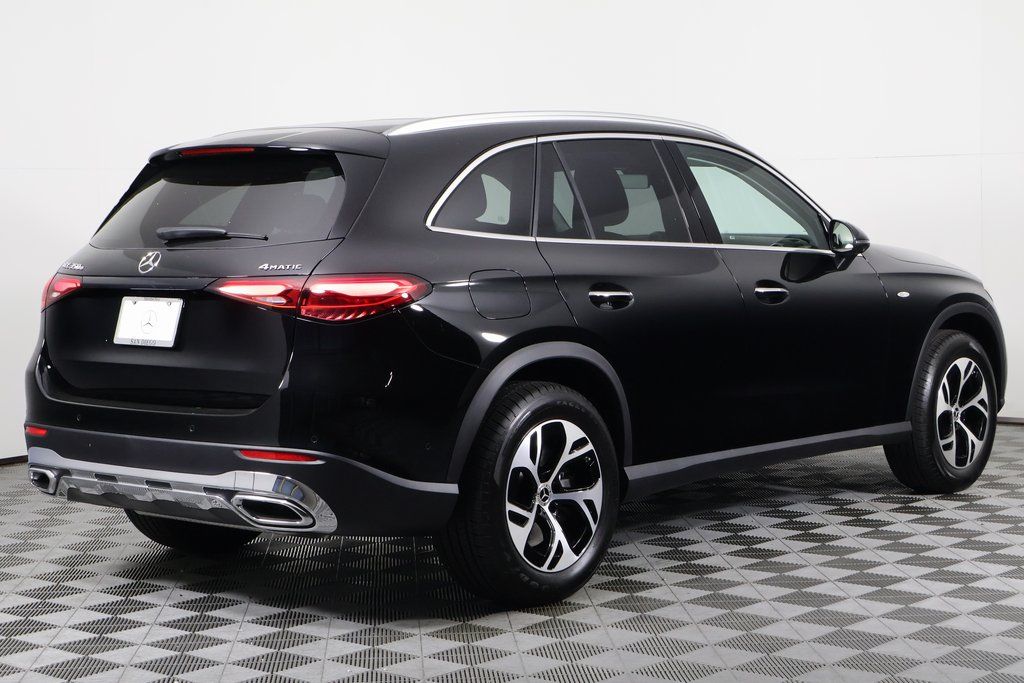 Thumbnail: 2025 Mercedes-Benz GLC - 2