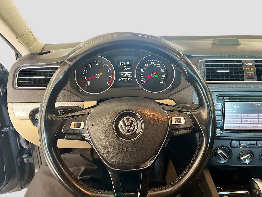 Used 2015 Black Volkswagen 1.8T SE image 11