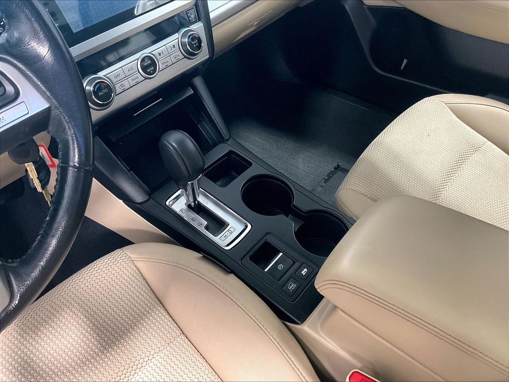 2015 Subaru Outback — photo 20