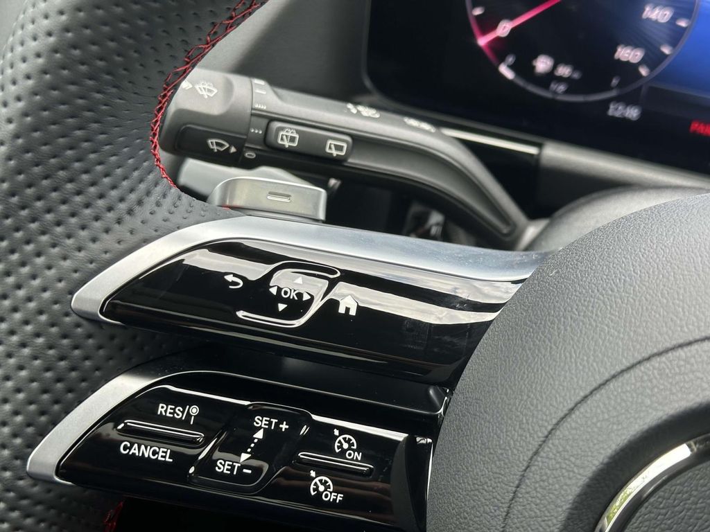 2025 Mercedes-Benz GLA 250 4MATIC 23