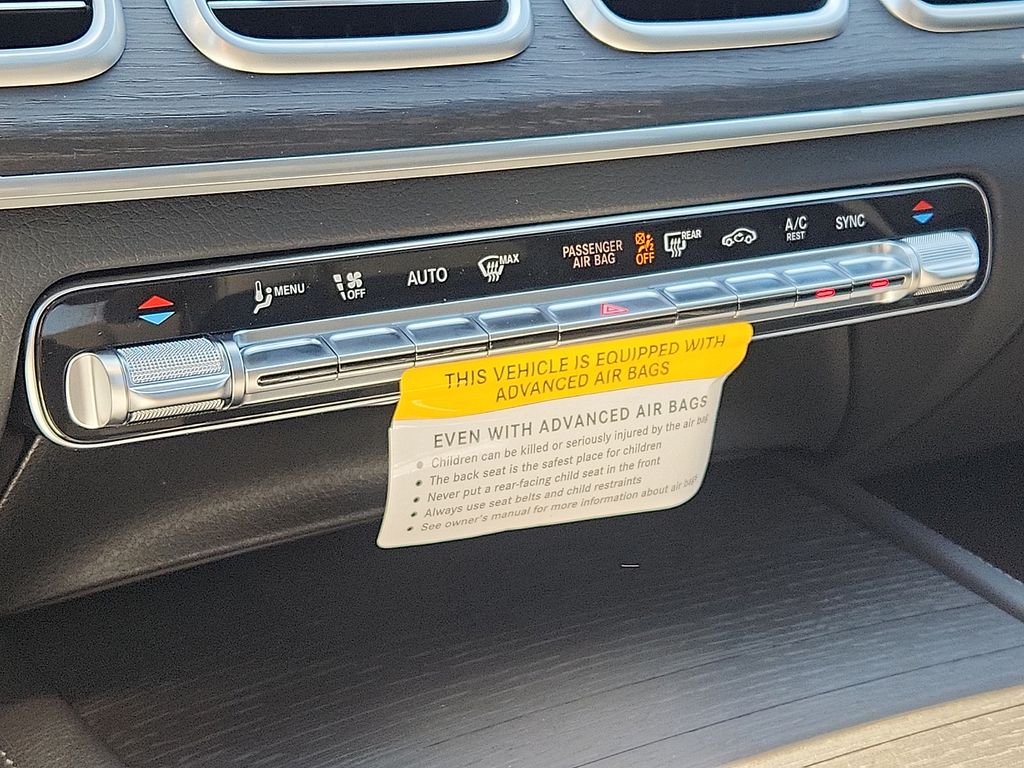 Thumbnail: 2026 Mercedes-Benz GLE - 11