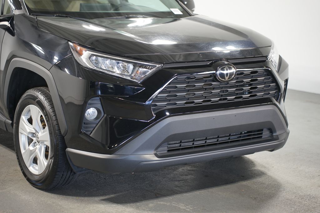 2021 Toyota RAV4 XLE 4