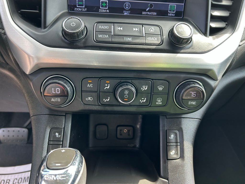 2019 GMC Acadia SLT 21