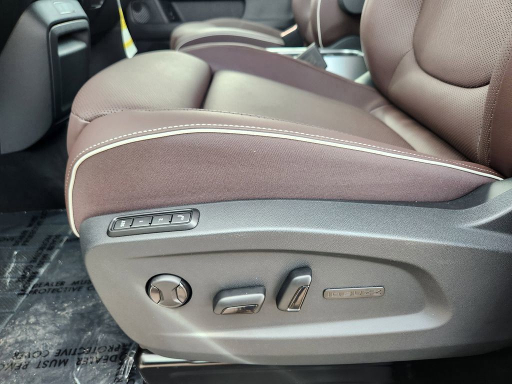 2025 Volkswagen ID. Buzz PRO S - Photo 8