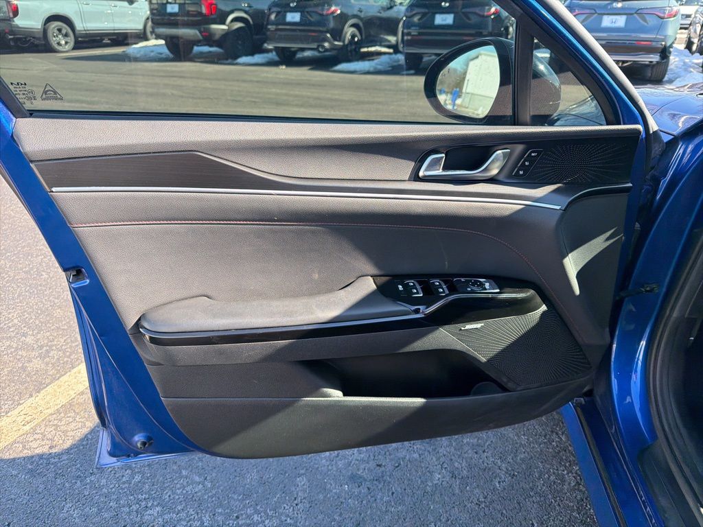 Thumbnail: 2022 Kia K5 - 19